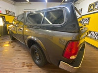 TACKLE ANY TERRAIN WITH THE 2018 RAM 1500 OUTDOORSMAN 4X4 CREW CAB 5'7 BOX! POWERED BY A 3.0L V6 ECO... (image 2)