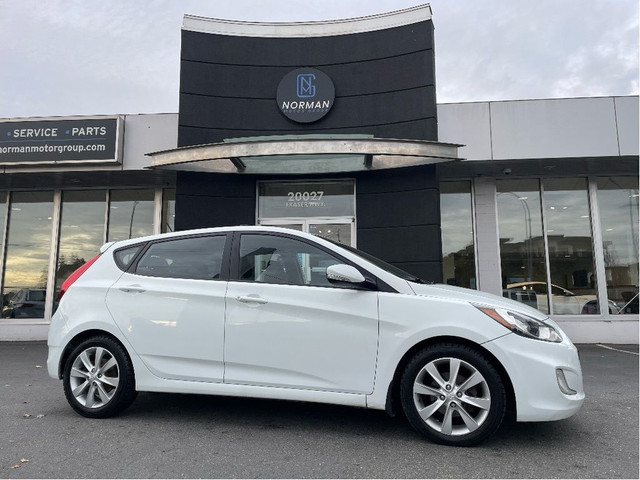 2014 Hyundai Accent GLS 6SPD HEATED SEATS SUNROOF in Cars & Trucks in Delta/Surrey/Langley