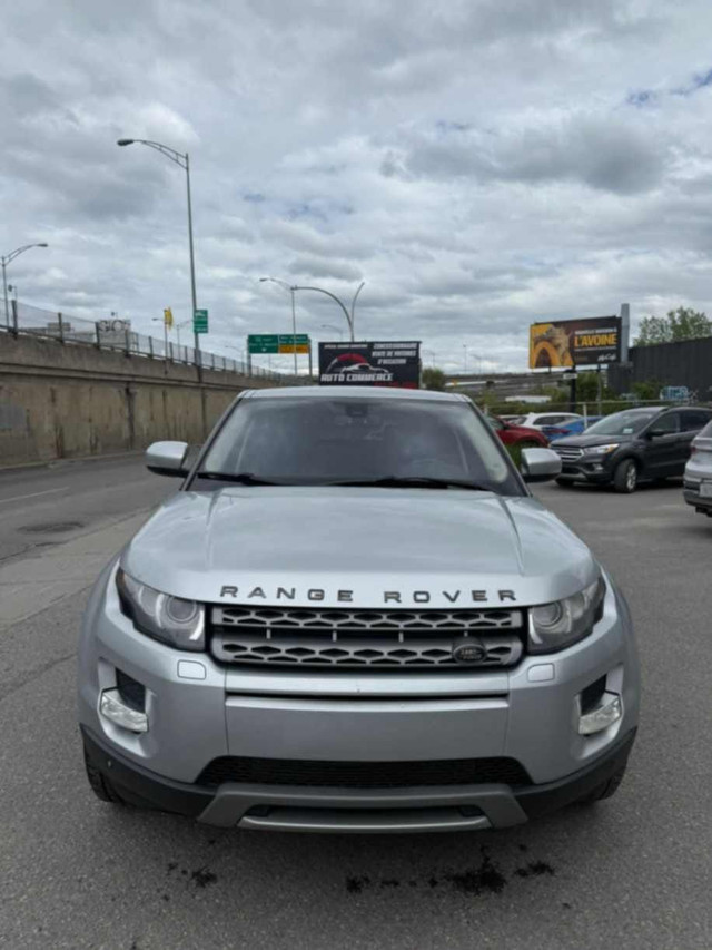 2013 Land Rover Range Rover Evoque Pure Plus in Cars & Trucks in City of Montréal - Image 2