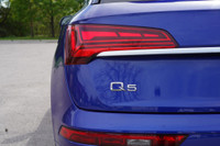 This 2022 Audi Q5e Prestige is a stylish and reliable SUV with impressive features like Navigation,... (image 8)