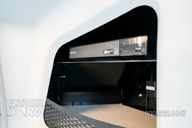 2025 Winnebago Ekko 22A AWD POP-TOP in RVs & Motorhomes in Kelowna - Image 43