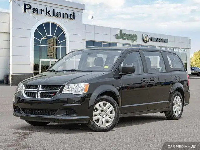 2019 Dodge Grand Caravan SE CVP Stow N Go Rear Camera in Cars & Trucks in St. Albert - Image 2