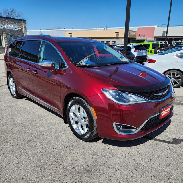  2020 Chrysler Pacifica Limited in Cars & Trucks in Sarnia - Image 3