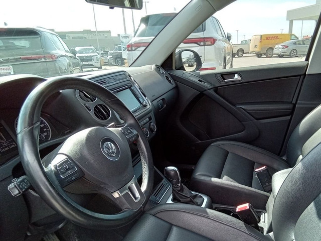  2014 Volkswagen Tiguan 4Motion Trendline AWD | Newer Tires | Lo in Cars & Trucks in Winnipeg - Image 3
