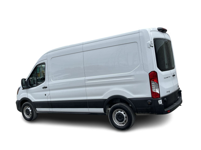 2020 Ford Transit Cargo Van 250 MED ROOF 148 EMPATTEMENT + BOITE in Cars & Trucks in City of Montréal - Image 3