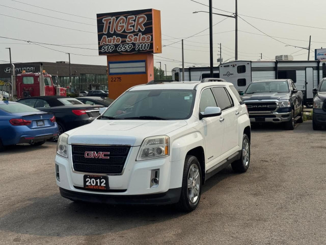 2012 GMC Terrain SLT-1, LEATHER, SUNROOF, ONLY 24KMS, CERTIFIED in Cars & Trucks in London