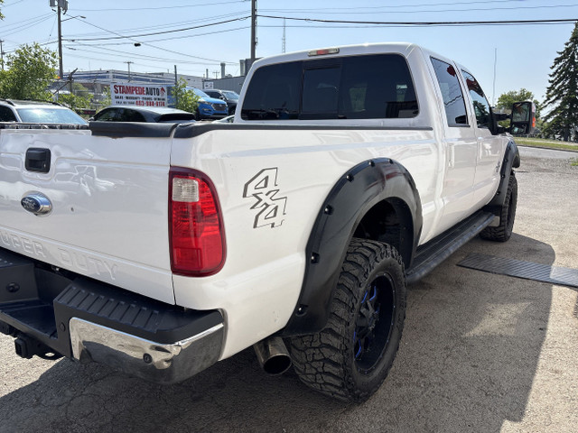 2015 Ford Super Duty F-350 SRW LARIAT | 6.7L DIESEL | CREW CAB | in Cars & Trucks in Calgary - Image 4