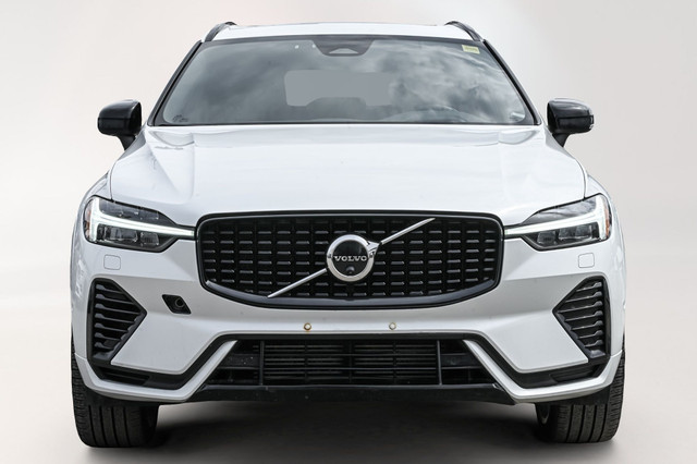 2022 Volvo XC60 in Cars & Trucks in City of Montréal - Image 2