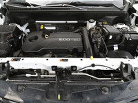 The 2022 Chevrolet Equinox AWD RS in stunning white is a perfect blend of performance and practicali... (image 6)