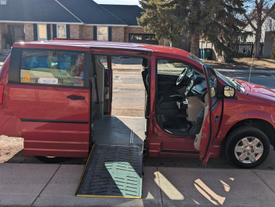 2013 Dodge Grand Caravan SE - Wheelchair Accessible Side Entry