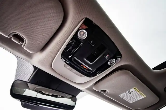 2022 Kia Sorento EX • SUNROOF • POWER LIFTGATE • CP/AA • HEATED  in Cars & Trucks in Kingston - Image 29
