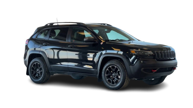 2020 Jeep Cherokee 4x4 Trailhawk Navigation, Low Kilometer, Loca in Cars & Trucks in Regina - Image 2