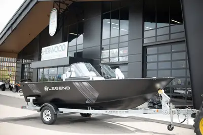 PRICED WITH 150HP MERCURY PRO XS INCLUDES HYDROLIC STEERING & TERROVA 80 Max HP: 150 hp Length Overa...