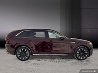 Le Mazda CX-90 MHEV Signature 2024 est un VUS intermédiaire de luxe qui combine performance, éléganc... (image 7)