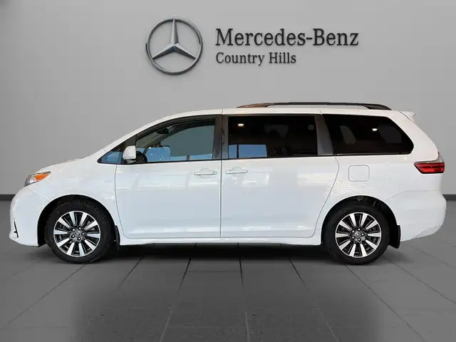 2020 Toyota Sienna LE AWD 7-Passenger V6 Great value! 7 passenge63838164771587121
