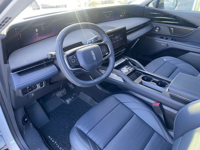 2025 Lincoln Nautilus Reserve | Executive Driven in Cars & Trucks in Edmonton - Image 4