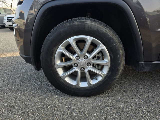2021 Jeep Grand Cherokee LAREDO | REV CAM | BLIND SPOT in Cars & Trucks in Calgary - Image 4