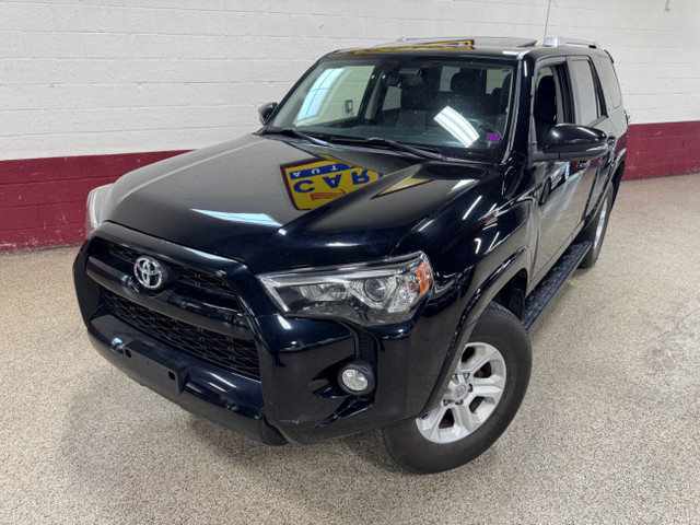 2016 Toyota 4Runner 4WD V6 SR5 - BLUETOOTH - NAVI - BACKUP CAMER in Cars & Trucks in Mississauga / Peel Region