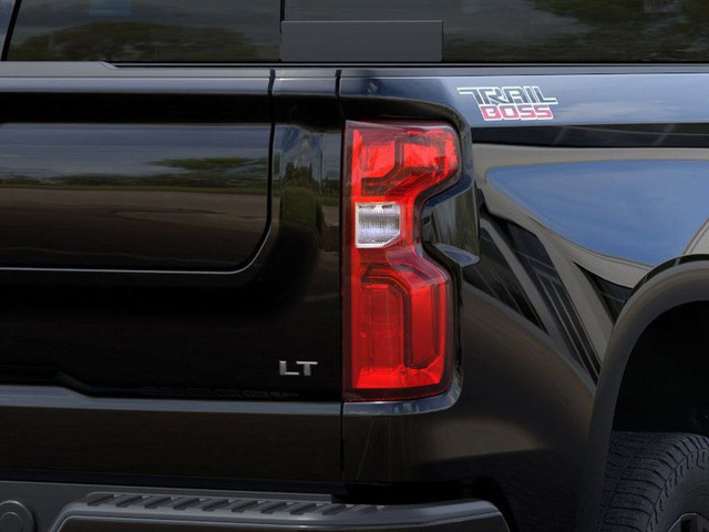 2025 Chevrolet Silverado 1500 LT TRAIL BOSS in Cars & Trucks in Banff / Canmore - Image 3
