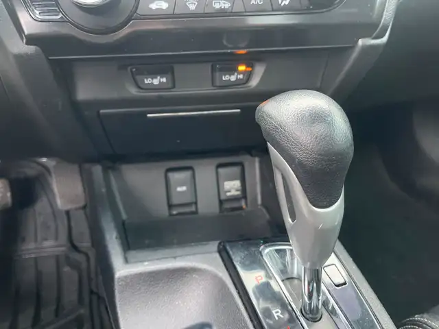 2013 Honda Civic Coupe Auto EX-L in Cars & Trucks in City of Toronto - Image 17