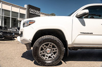 VEHICLE FEATURES: 4WD, FOG LIGHTS, 5 PASSENGER, HARD TOP, ABS, POWER DRIVER SEAT, ADJUSTABLE STEERIN... (image 8)