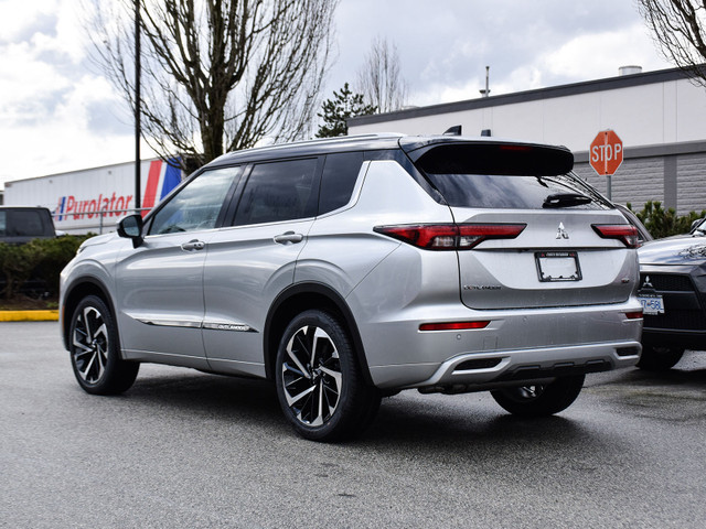 2024 Mitsubishi Outlander GT Premium - Navigation, Power Liftgat in Cars & Trucks in Burnaby/New Westminster - Image 3