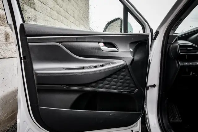 2021 Hyundai Santa Fe Preferred AWD - Heated Seats in Cars & Trucks in Kingston - Image 10