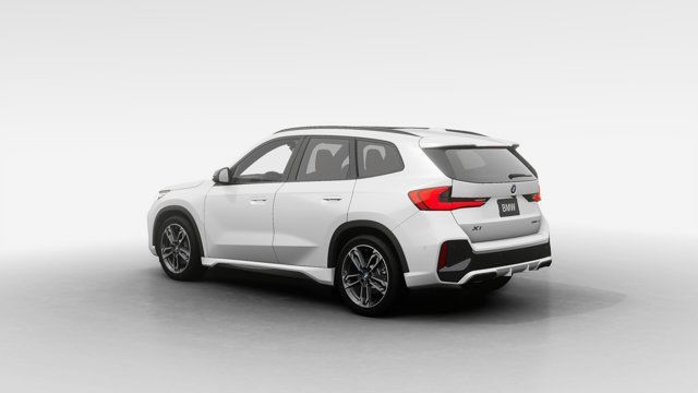 2025 BMW X1 xDrive28i in Cars & Trucks in Laval / North Shore - Image 2