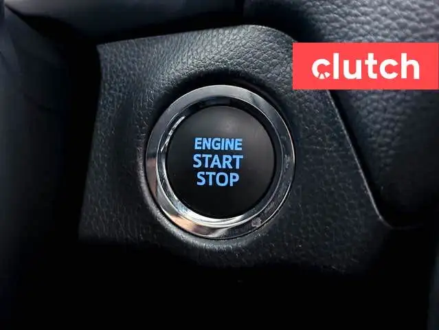 2022 Toyota RAV4 XLE AWD w/ Apple CarPlay, Heated Front Seats, R dans Autos et camions dans Ville de Toronto - Image 30