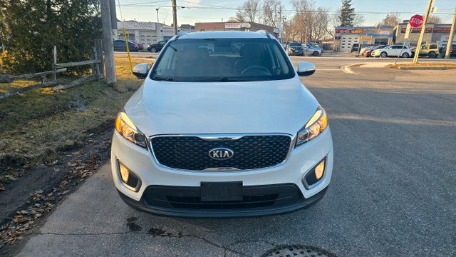 2016 Kia Sorento 2.4L LX Low KM AWD ,Heated Seas& Nav, Bluetooth in Cars & Trucks in City of Toronto - Image 3