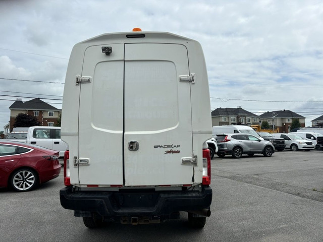 2017 Ford Super Duty F-250 SRW BOITE 8 PIED in Cars & Trucks in Laval / North Shore - Image 3