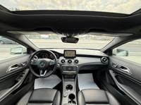 JUST ARRIVED! DON'T MISS OUT ON THIS!! NO ACCIDENTS! DIRECT FROM MERCEDES BENZ! CLEAN TITLE, CARFAX... (image 1)