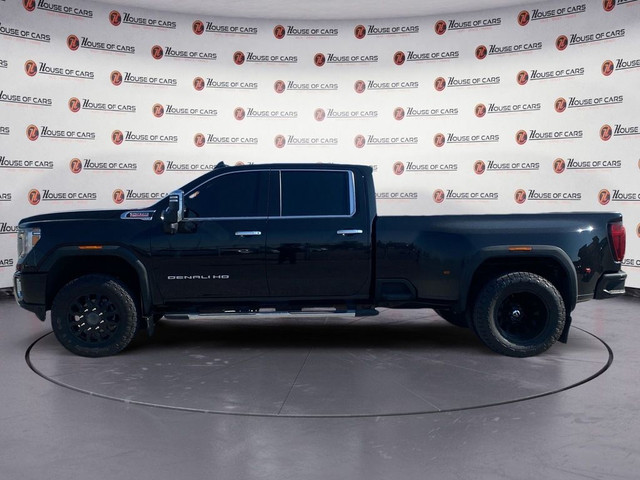 2023 GMC Sierra 3500HD 4WD Crew Cab 159 Denali in Cars & Trucks in Calgary - Image 2