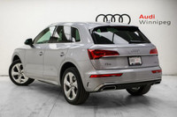 It's easy to see why the Q5 is one of the best selling SUV's in it's class! This Carfax 1 owner, loc... (image 5)