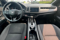 2022 Honda HR-V SPORT in Modern Steel Met comes LOADED with convenient features like, Air Conditioni... (image 7)