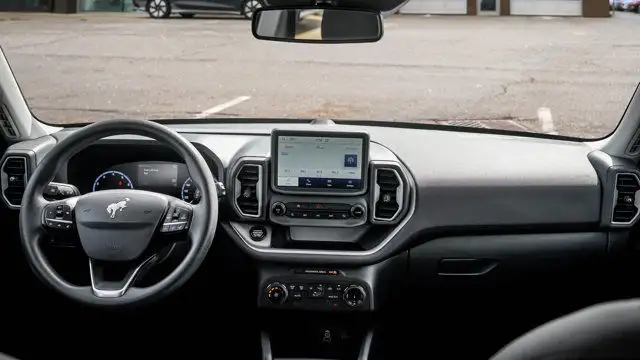 2023 Ford Bronco Sport Big Bend 4x4 | Heated Seats | Sync 3 in Cars & Trucks in Guelph - Image 11