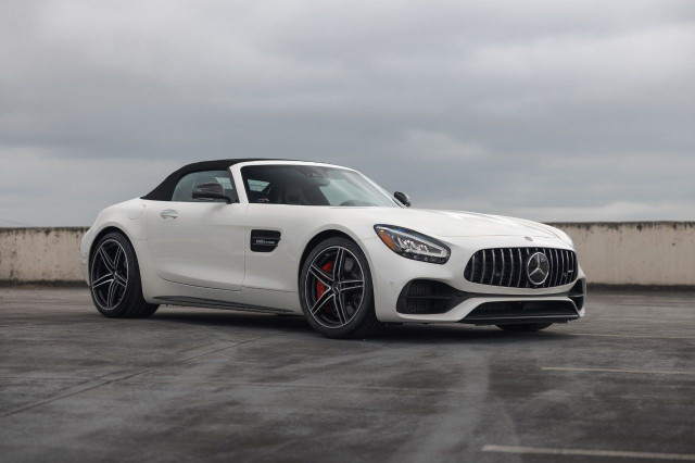 2020 Mercedes-Benz AMG GT in Cars & Trucks in Delta/Surrey/Langley - Image 2