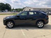 Only 26,709KMs! Dealer Certified Pre-Owned. This Hyundai Tucson delivers a GaS 4cyl 2.5L engine powe... (image 9)