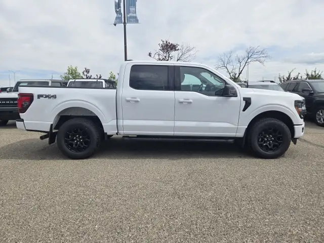 2025 Ford F-150 XLT | BLACK APP PKG | MOBILE OFF PKG | FX4 PKG in Cars & Trucks in Calgary - Image 8