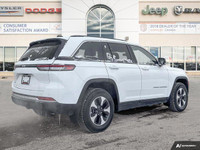 *DEMO UNIT* This vehicle is a dealership demo that has been carefully driven by our staff, regularly... (image 5)