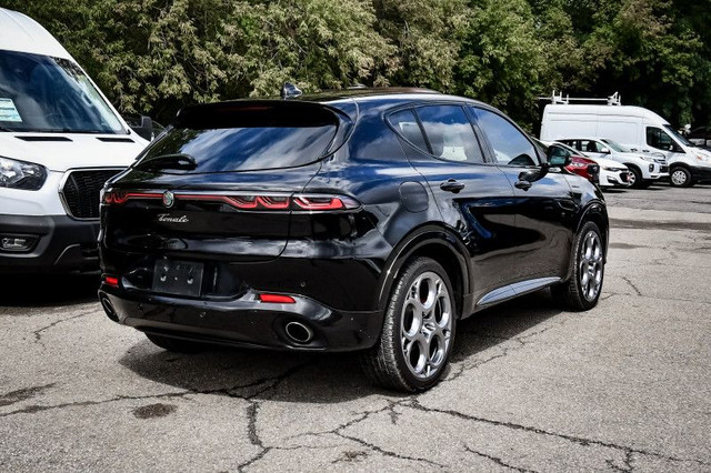 2024 Alfa Romeo Tonale Veloce EAWD • HYBRID • POWER LIFTGATE in Cars & Trucks in Kingston - Image 3