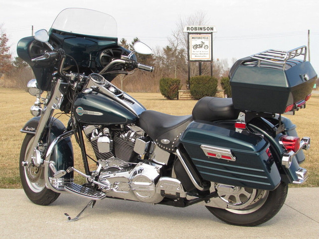  2002 Harley-Davidson FLSTC Heritage Softail Classic Gear Drive  in Street, Cruisers & Choppers in Leamington - Image 4