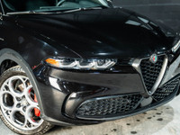 ***QUALIFY FOR A 4 YEAR WARRANTY ON OUR VEHICLES TODAY!!! Vehicle Key Features Include: Sunroof, Nav... (image 6)