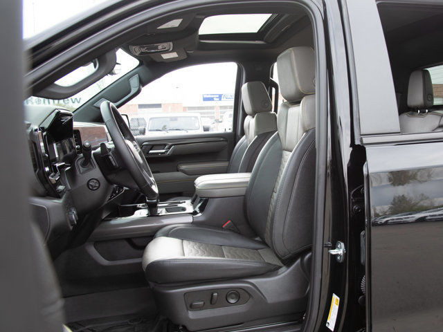 2023 Chevrolet Silverado 1500 ZR2 Technology Pkg / 6.2L in Cars & Trucks in Calgary - Image 2
