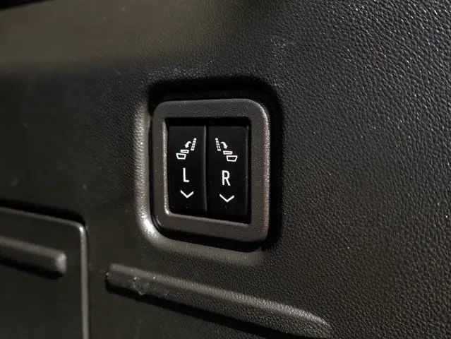 2024 GMC HUMMER EV SUV 3X Edition 1 4X4 in Cars & Trucks in Strathcona County - Image 35