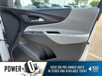 KBB.com 10 Best SUVs Under $30,000. This Chevrolet Equinox boasts a Turbocharged Gas I4 2.0L/122 eng... (image 8)