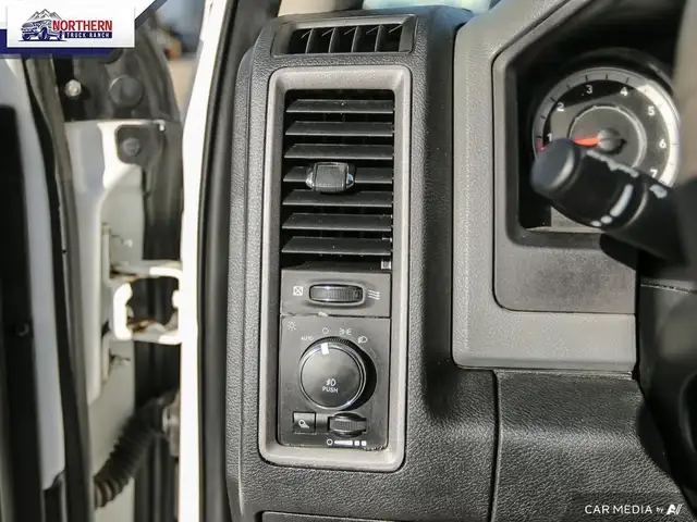 2018 RAM 5500 Chassis ST/SLT REGULAR CAB 4X4 SERVICE TRUCK CR... dans Autos et camions dans Ville d’Edmonton - Image 31