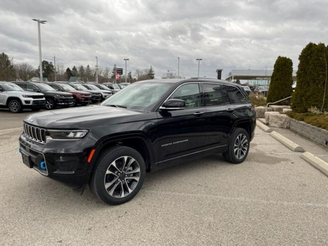 2023 Jeep Grand Cherokee 4xe Overland 4xe, message htd vented se in Cars & Trucks in London - Image 4