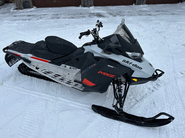 2021 SKIDOO MXZ 600EFI (FINANCING AVAILABLE) in Snowmobiles in Strathcona County - Image 3