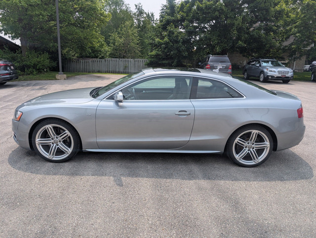 2011 Audi S5 V8/AWD/LEATHER/NAVI/MOONROOF/HEATED SEATS in Cars & Trucks in Oakville / Halton Region - Image 2